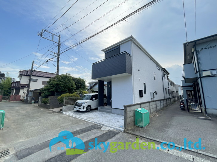 茅ヶ崎市柳島　新築戸建　全1棟1号棟の前面道路含む現地写真