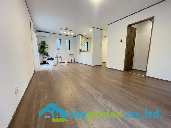 茅ヶ崎市柳島　新築戸建　全1棟1号棟の居間・リビング