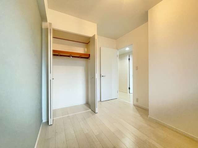 岩倉花園町パークホームズの洋室|洋室（4.2帖）