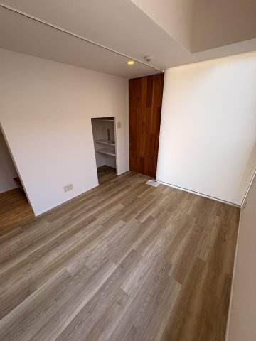 Y's House禅昌寺10の居間・リビング