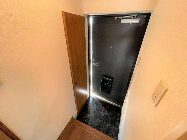 パインリッチの玄関