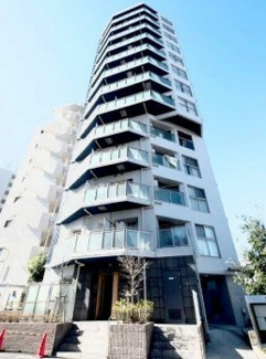 【外観】 | 鉄筋コンクリート造のがっちりとした建物。