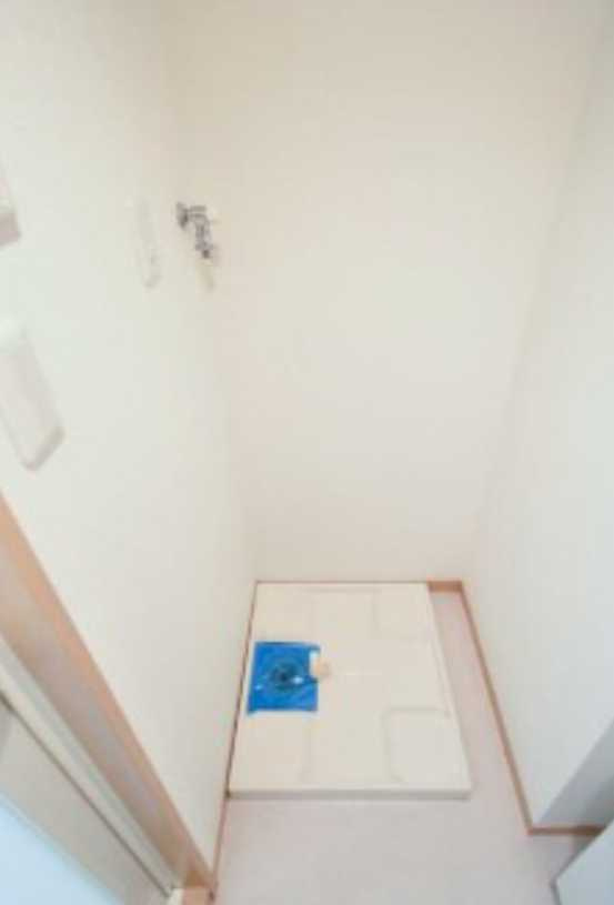 アレ・ドゥ・クリザンテーム　礼金０　ネット無料　敷金０のその他