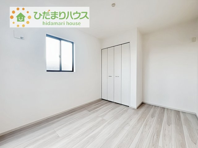 【洋室】 | 下妻市下栗1期　新築戸建　2号棟 | 『自分の部屋がほしいー！』と言われるのはいつだろう？
マイホームなら余裕の部屋数！子供部屋はもちろん、収納場所も多いですよ(^^)/