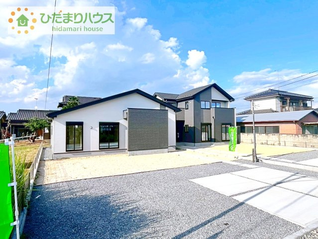 【外観】 | 下妻市下栗1期　新築戸建　2号棟 | 今から見たいも大歓迎！！お気軽にお問い合わせください！