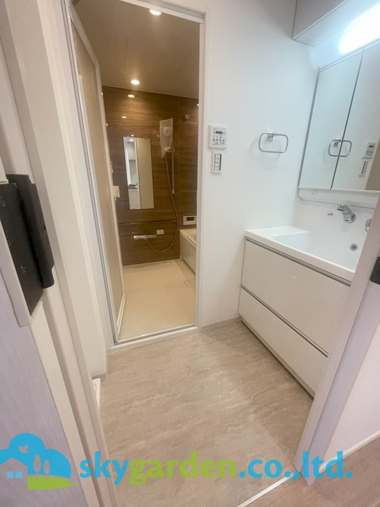 レックス藤沢の玄関