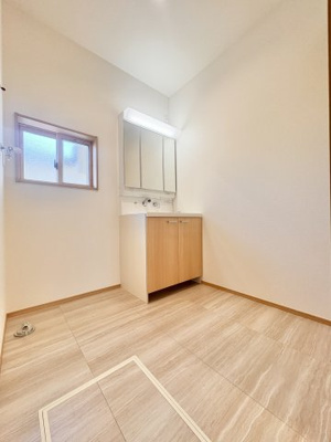 【独立洗面台】