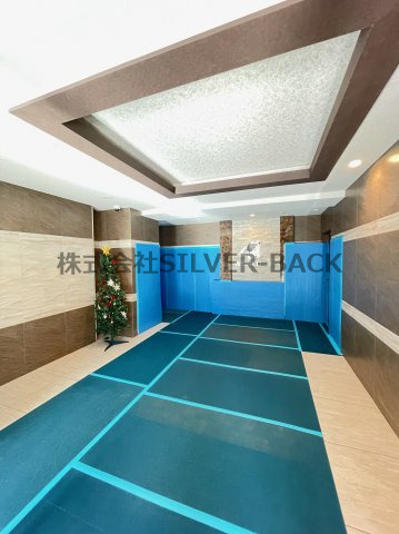 ワールドアイ大阪ドームシティのロビー