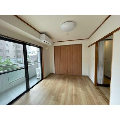 サンライズマンションの居間・リビング