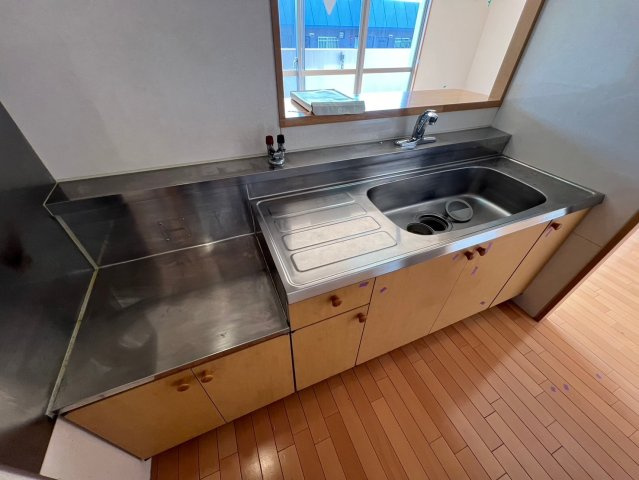 豊中市熊野町３丁目の賃貸マンションのキッチン