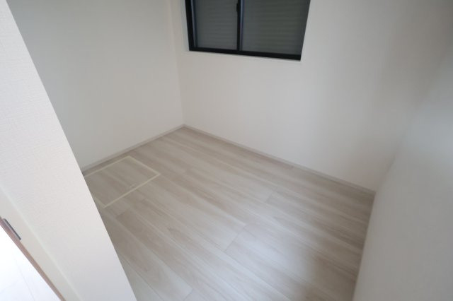 《仲介手数料無料》朝霞市三原５丁目18-8(全1戸)新築一戸建てLIGAREの収納|撮影日2025年10月12日 13:50 晴れ