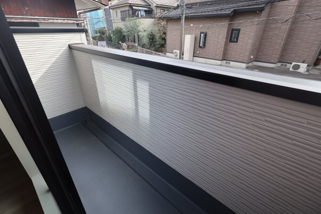 《仲介手数料無料》朝霞市三原５丁目18-8(全1戸)新築一戸建てLIGAREのバルコニー|撮影日2025年10月12日 13:50 晴れ