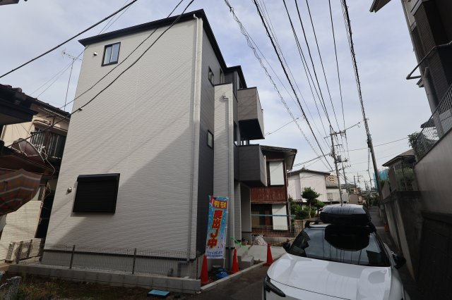 《仲介手数料無料》朝霞市三原５丁目18-8(全1戸)新築一戸建てLIGAREの外観|撮影日2025年10月12日 13:50 晴れ
