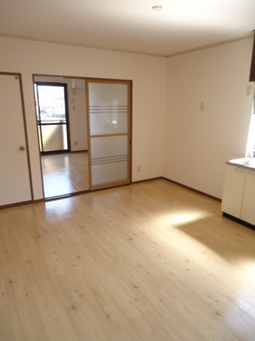 シティパレスまつうら Aの居間・リビング