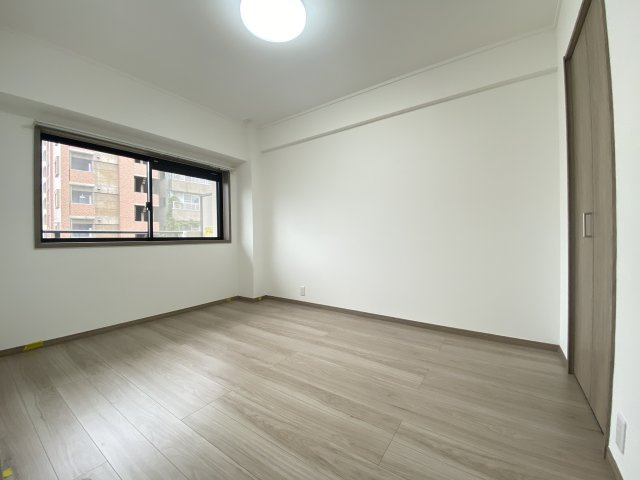 【洋室】 | 優渾船場