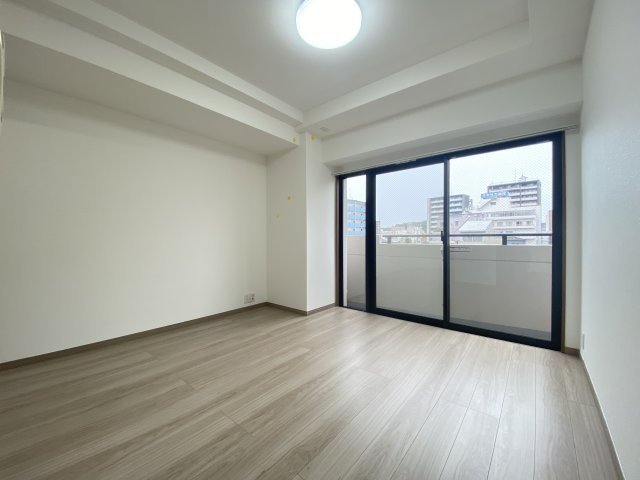 【洋室】 | 優渾船場