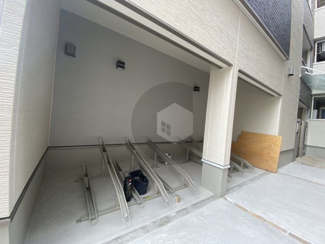 フジパレス俊徳道5番館のロビー