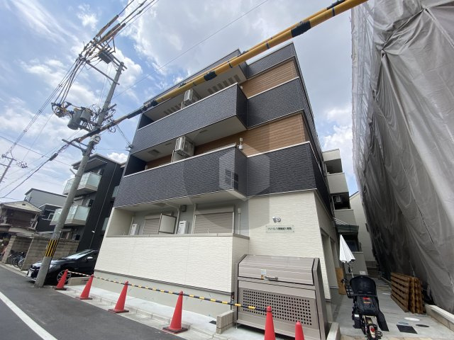 フジパレス俊徳道5番館の外観