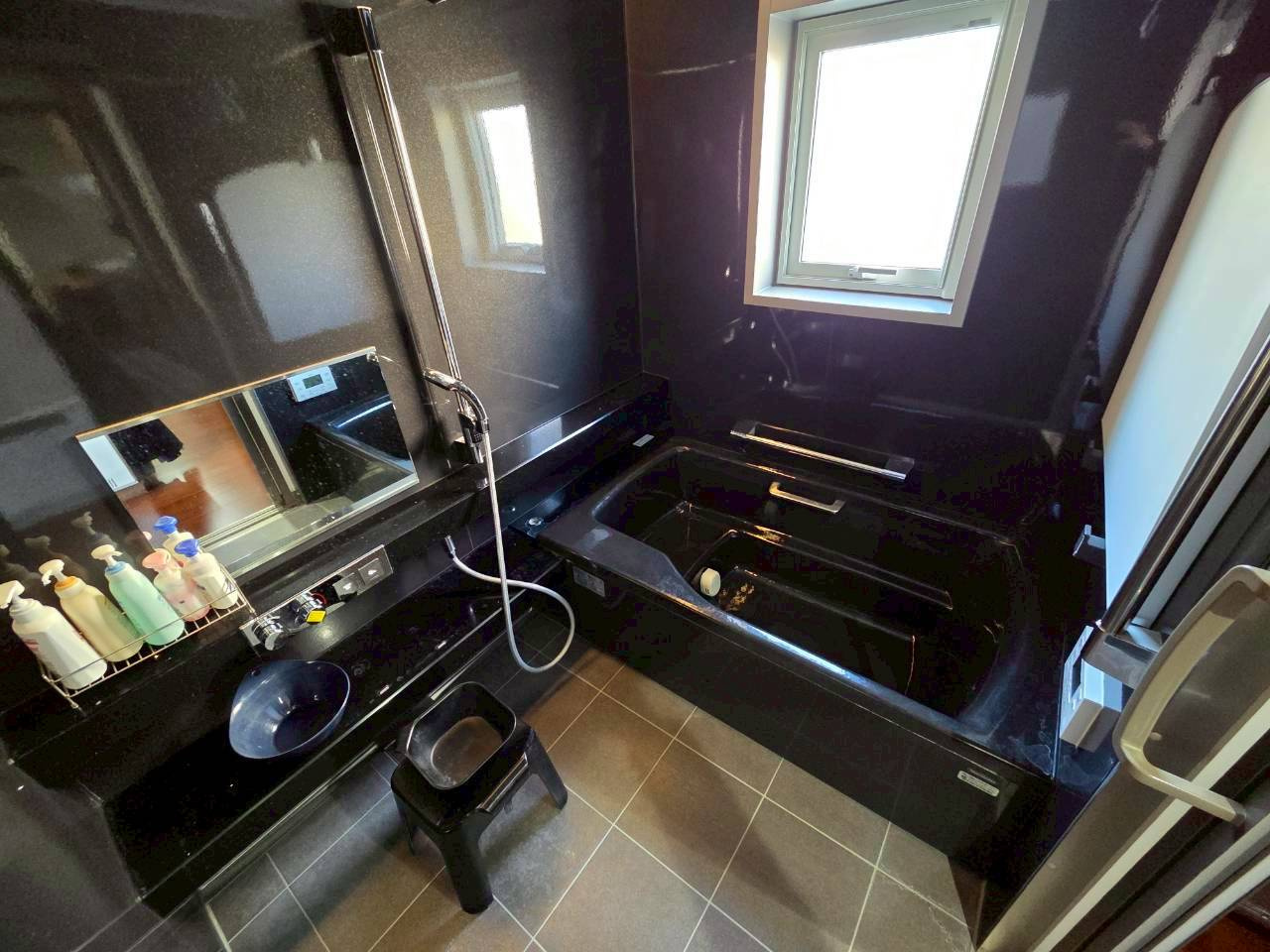 【春採湖が一望できる】千歳町　中古住宅のランドリースペース