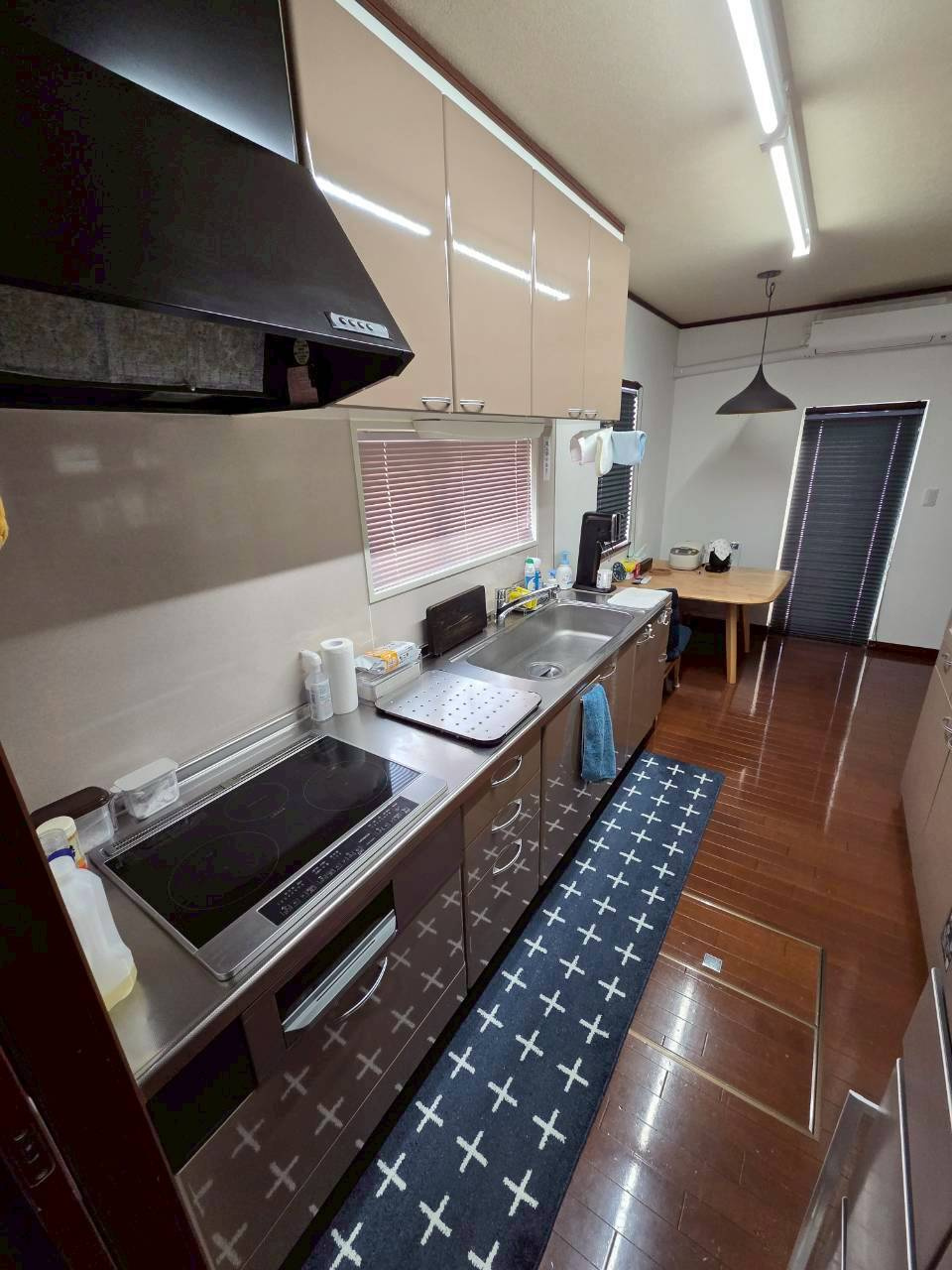 【春採湖が一望できる】千歳町　中古住宅のキッチン