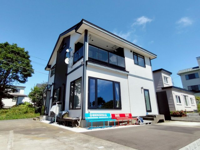 【春採湖が一望できる】千歳町　中古住宅