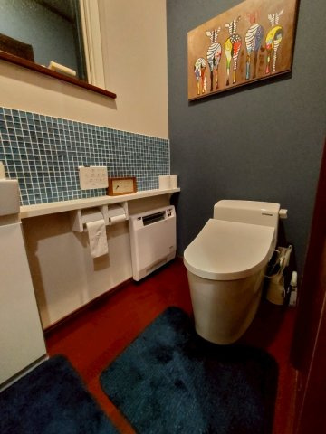 【春採湖が一望できる】千歳町　中古住宅のトイレ|1階トイレ