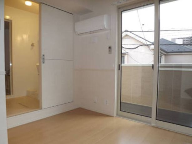 マナーハウス.T.の居間・リビング|別号室の参考写真です。