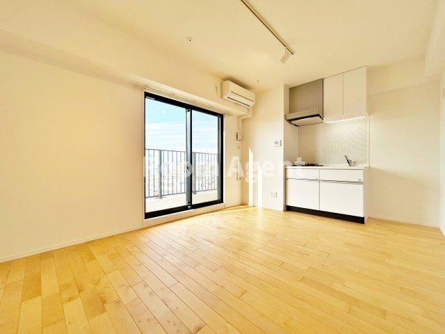 ＣＯＺＹ阿由知通の居間・リビング