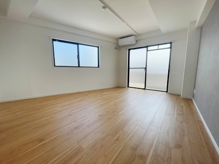 カーサーシンセラーの居間・リビング