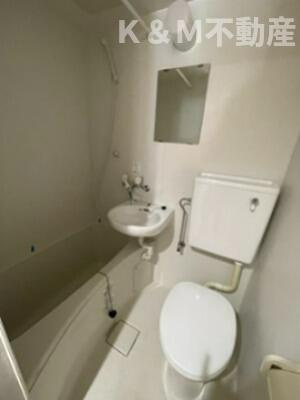 北小金ハイツの浴室|お風呂です
同タイプ反転間取り