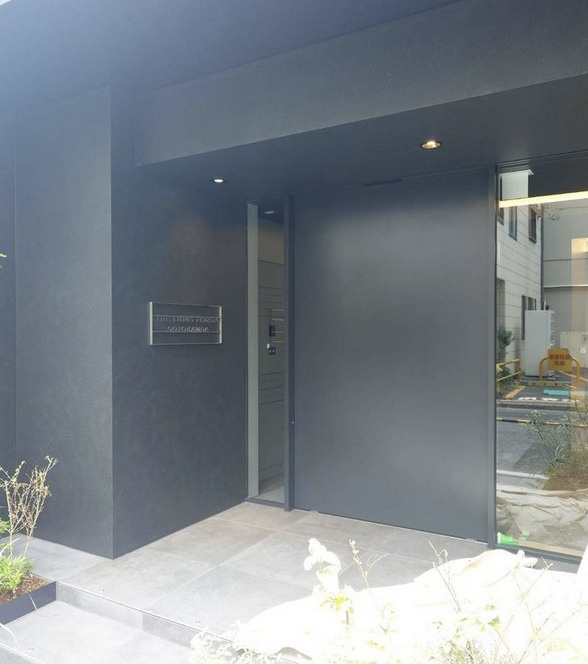 ザ・ライオンズフォーシア外神田のエントランス