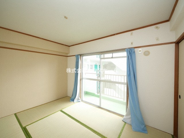 北邑ビルの和室