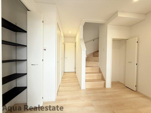 丸亀市土器町東３丁目の新築一戸建の玄関|毎日通る玄関はこちらです