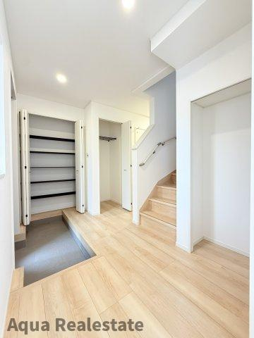 丸亀市土器町東３丁目の新築一戸建の玄関|玄関です