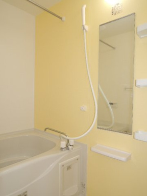 【浴室】 | ラ・アルカンシエル | 日々の疲れを癒すお風呂付です