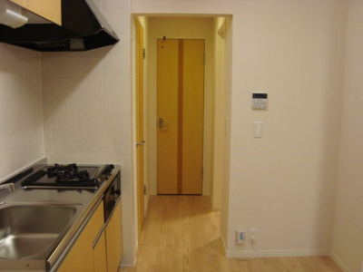 【玄関】 | パレット小泉１ | 玄関より