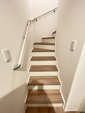 新築戸建・建売　大泉町寄木戸7期　GRAFARE　全5棟の設備|階段