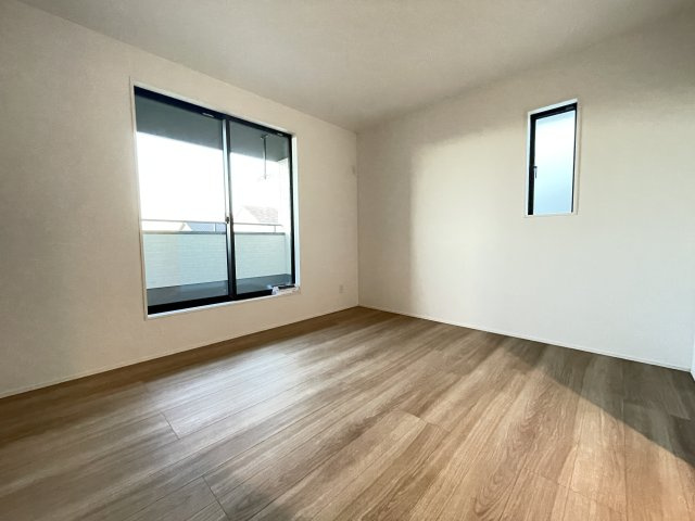 新築戸建・建売　大泉町寄木戸7期　GRAFARE　全5棟の洋室