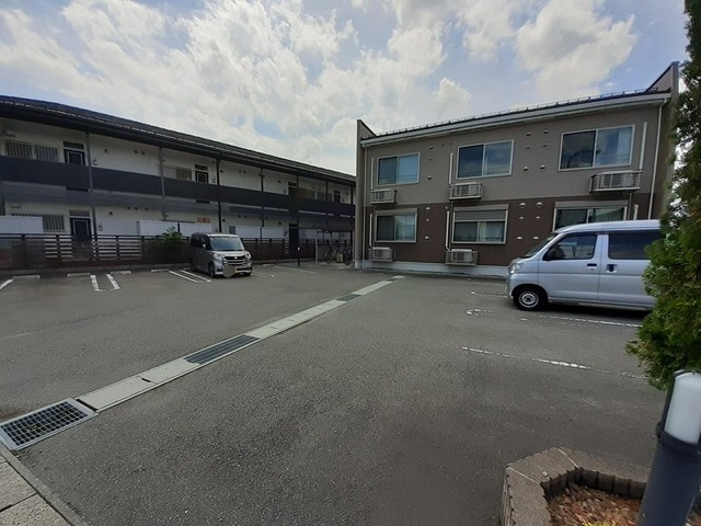 リヴィエールⅡの駐車場|駐車場