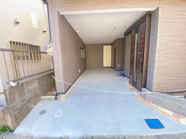 祝：成約済み　八王子市　東浅川町　中古戸建ての駐車場|～仲介手数料無料☆八王子ひなた不動産～八王子市東浅川町　中古戸建て
