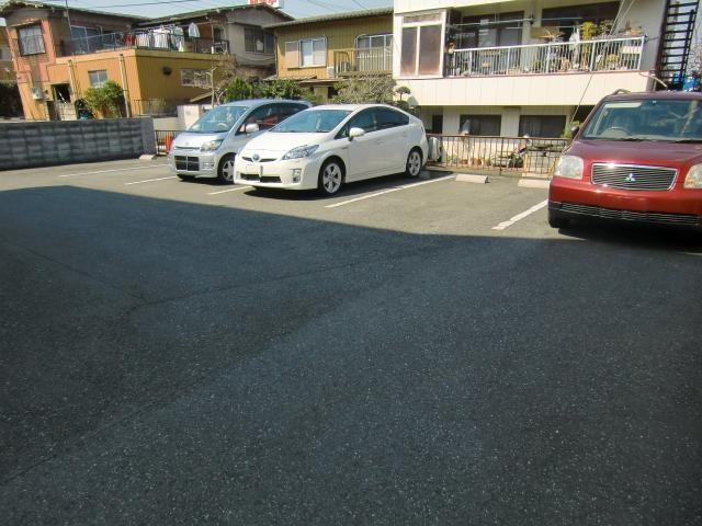 さいたま市桜区西堀９丁目の賃貸マンションの駐車場|駐車場完備です