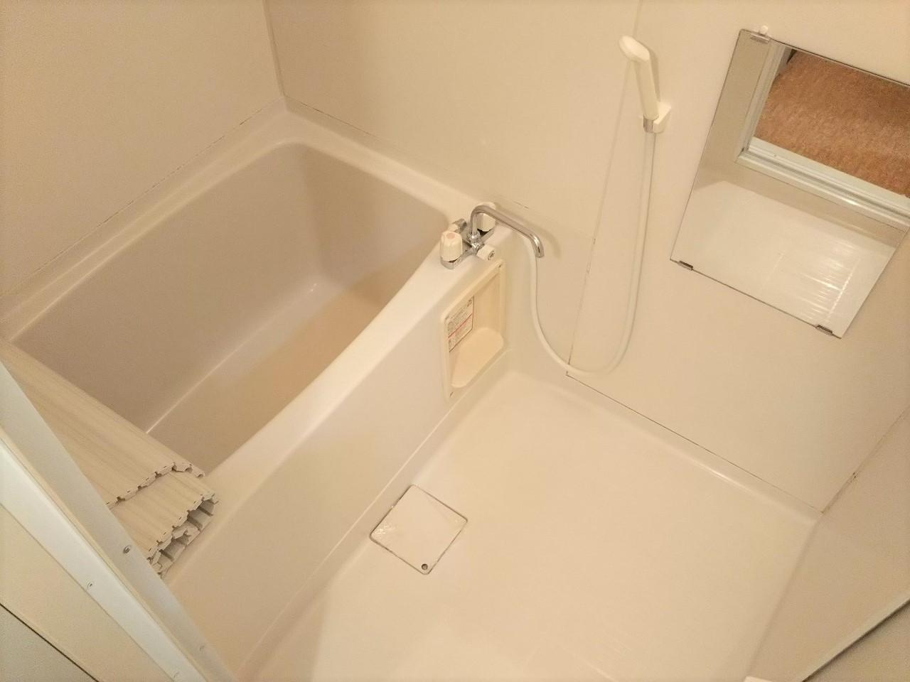 さいたま市桜区西堀９丁目の賃貸マンションの浴室|お風呂です