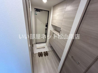 【玄関】 | LAYOVER