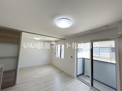 【居間・リビング】 | LAYOVER