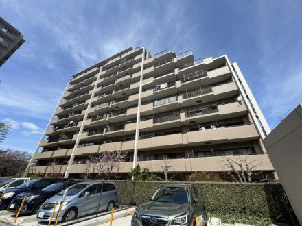 ヴィラージュヴェール８番館の外観