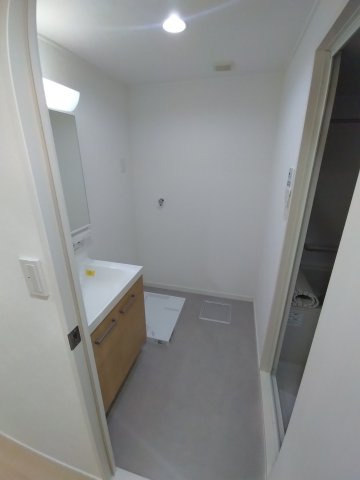 ライオンズマンション高幡不動の洗面所|脱衣スペースもあります