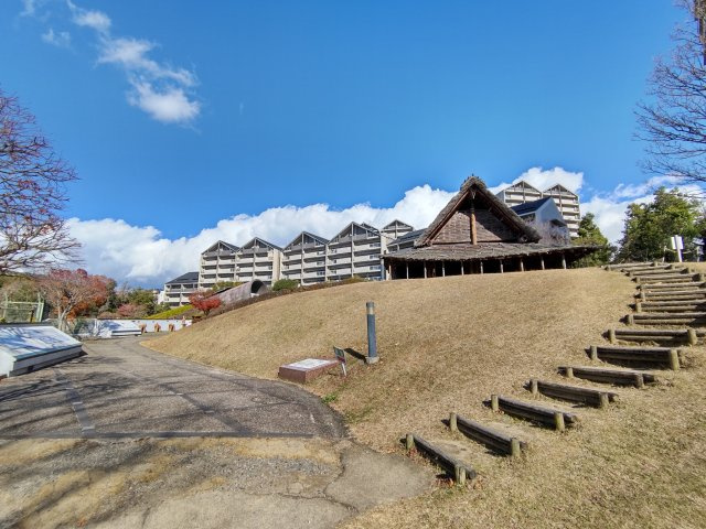 高槻阿武山二番街２０１号棟の周辺|新池ハニワ公園