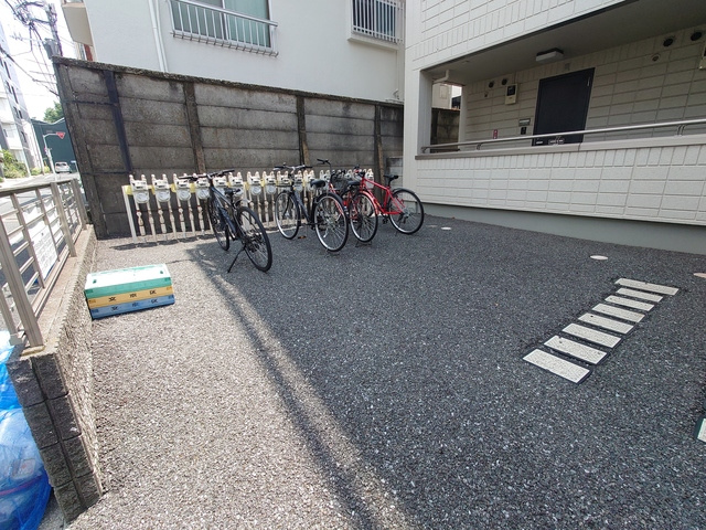 ロークレールのその他共用部分|自転車駐輪場