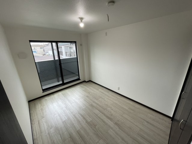 守口市金田町2丁目　一戸建ての子供部屋|洋室6.0帖
■物件内覧・資金計画相談・住宅ローン相談、リフォーム相談、お問合せ受付中■
※当日・翌日のご内覧、ご相談はお電話でのお問合せがスムーズです！