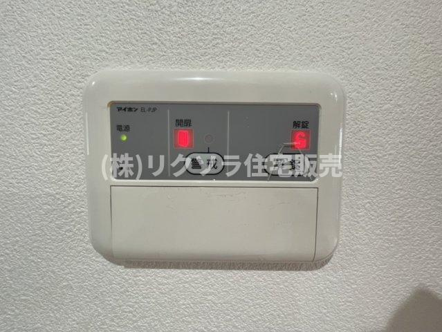 守口市金田町2丁目　一戸建ての防犯設備|電子ロック錠
■物件内覧・資金計画相談・住宅ローン相談、リフォーム相談、お問合せ受付中■
※当日・翌日のご内覧、ご相談はお電話でのお問合せがスムーズです！